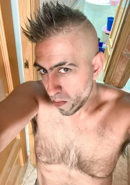 Gato из Mollet del Vallès, мне 34, познакомлюсь на одну ночь