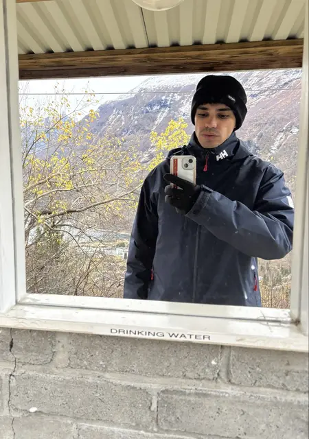 Soy Manu, 23 años, conociéndome para lío de una noche en Madrid