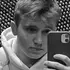 Я Максим, 19, из Чернигова, ищу знакомства на одну ночь
