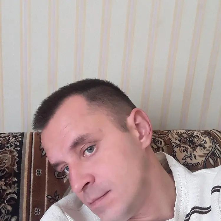Александр из Солигорска, ищу на сайте регулярный секс