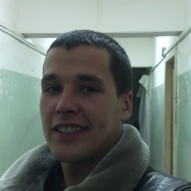 Я Андрей, 31, знакомлюсь для дружбы в Заринске