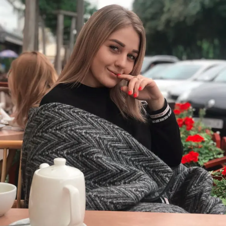 Я Елена, 27, из Нижнего Новгорода, ищу знакомство для секса на одну ночь