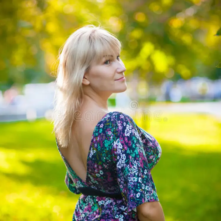 Я Ольга, 46, знакомлюсь для приятного времяпровождения в Днепре