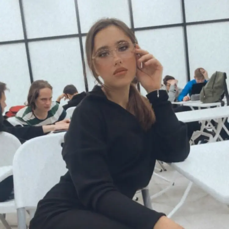 Я Соня, 19, знакомлюсь для приятного времяпровождения в Казани