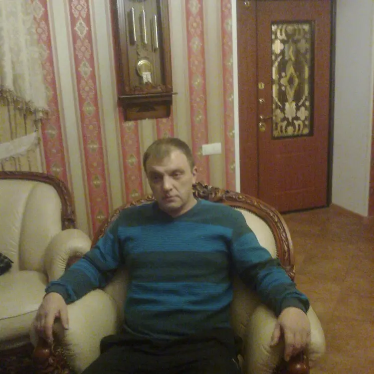 Я Дмитрий, 51, из Лобни, ищу знакомство для секса на одну ночь