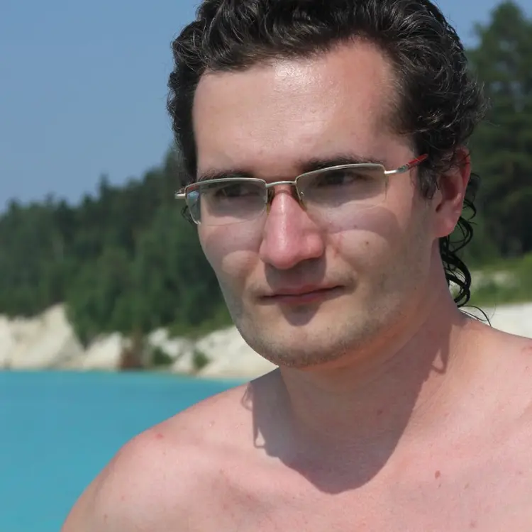 Я Илья, 34, знакомлюсь для регулярного секса в Озерске