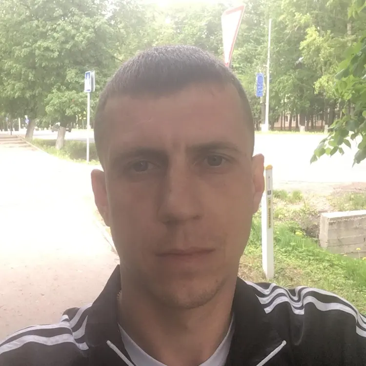 Андрей Тютюкин из Домодедова, ищу на сайте секс на одну ночь