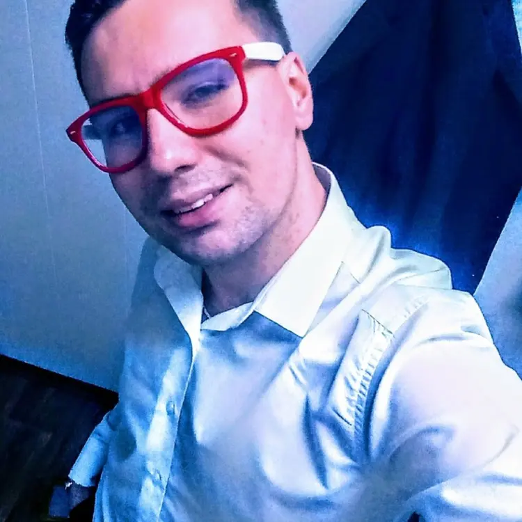 Я Андрей, 29, знакомлюсь для регулярного секса в Братске