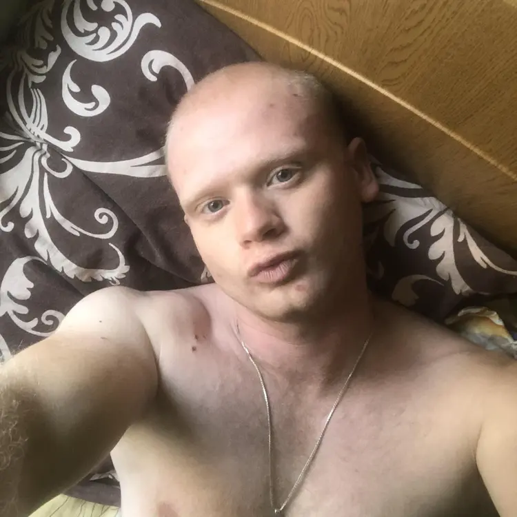 Я Игорь, 28, знакомлюсь для регулярного секса в Обнинске