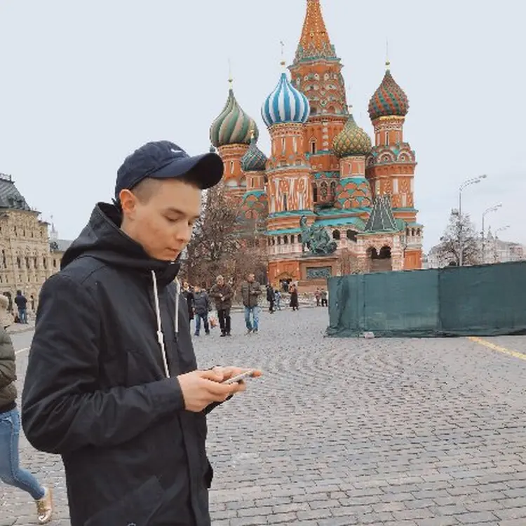 Я Александр, 27, знакомлюсь для виртуального секса в Дмитрове