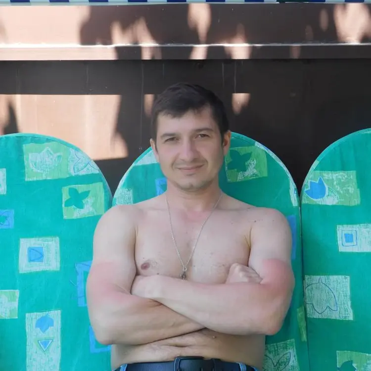 Анатолий из Черемхова, мне 43, познакомлюсь для секса на одну ночь
