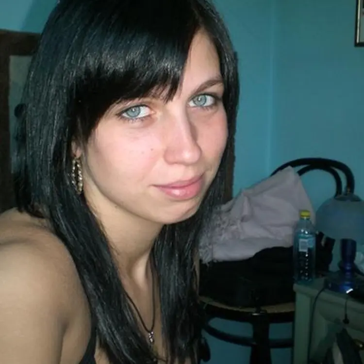 Карина из Днепра, ищу на сайте секс на одну ночь