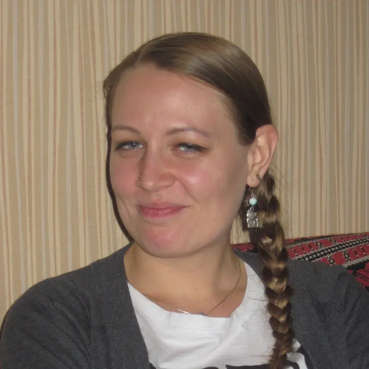 Дарья из Йошкар-Олы, ищу на сайте общение