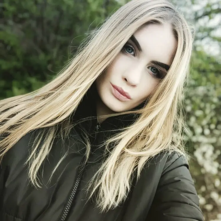Я Кристина, 23, из Славянска, ищу знакомство для регулярного секса
