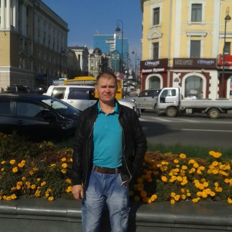 Я Евгений, 49, из Вилючинска, ищу знакомство для регулярного секса
