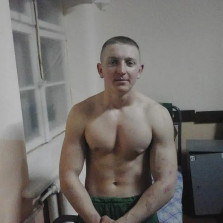 Sergei из Калинковичей, мне 30, познакомлюсь для дружбы