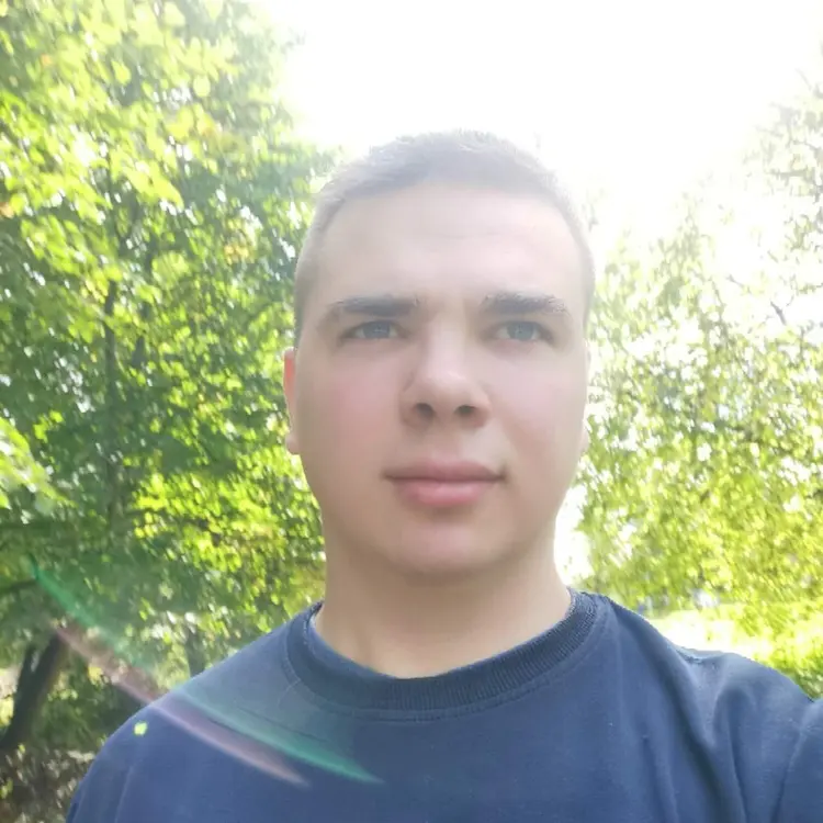 Сергей из Гатчины, мне 27, познакомлюсь для регулярного секса