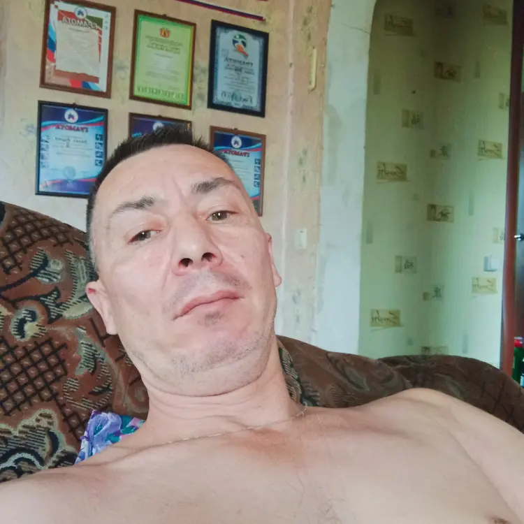 Я Dron, 50, из Луганска, ищу знакомство для регулярного секса