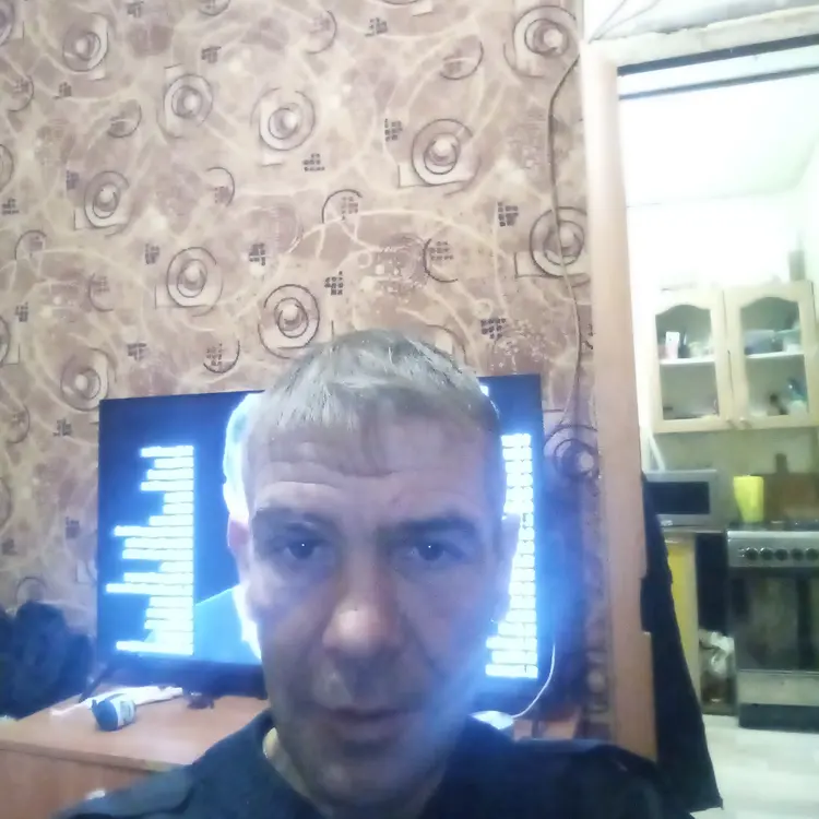 Я Олег, 48, из Южно-Сахалинска, ищу знакомство для регулярного секса
