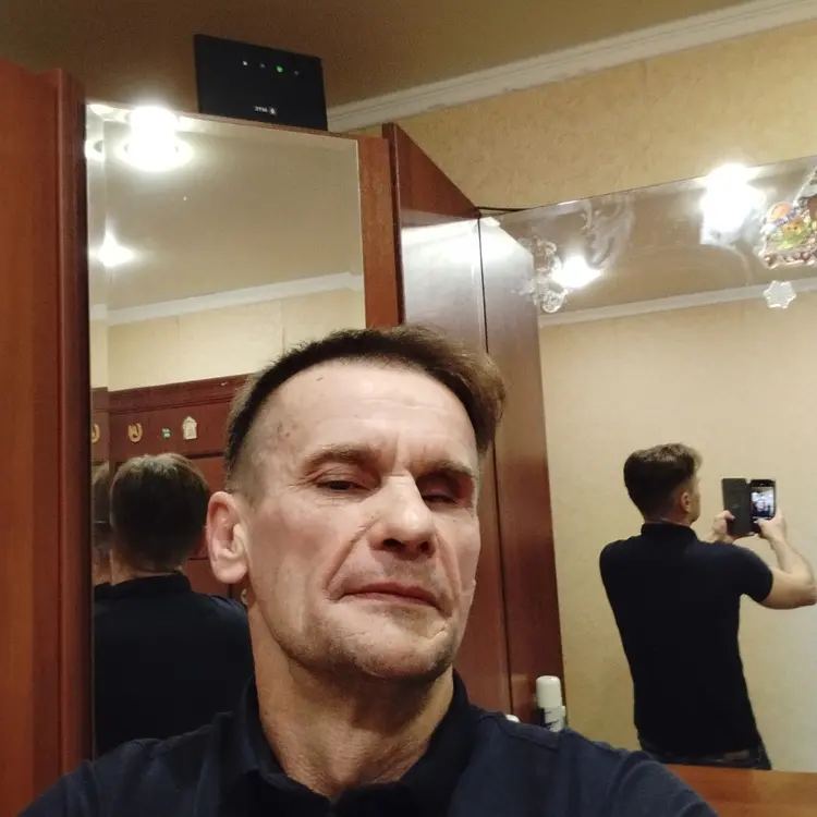 Владимир из Курска, мне 54, познакомлюсь для секса на одну ночь