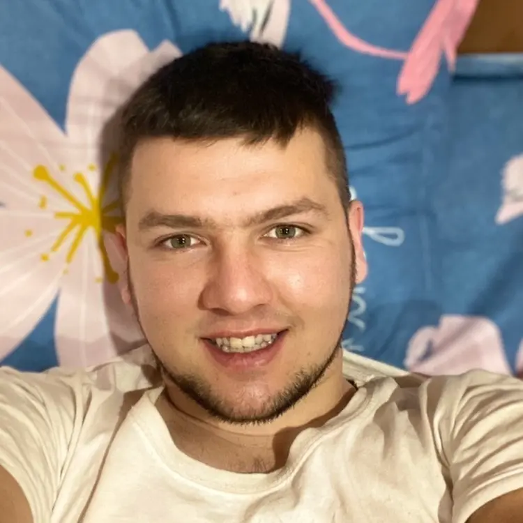 Ярослав из Броваров, мне 30, познакомлюсь для открытые отношения