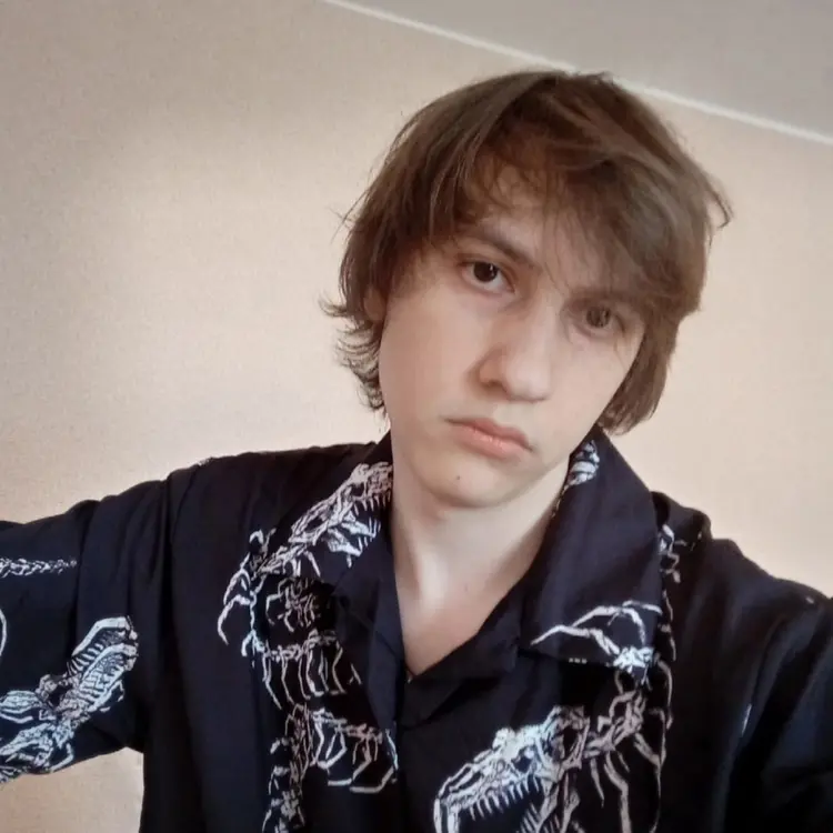 Я Игорь, 20, из Крымска, ищу знакомство для регулярного секса