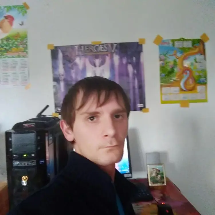 Антон из Кисловодска, мне 32, познакомлюсь для секса на одну ночь