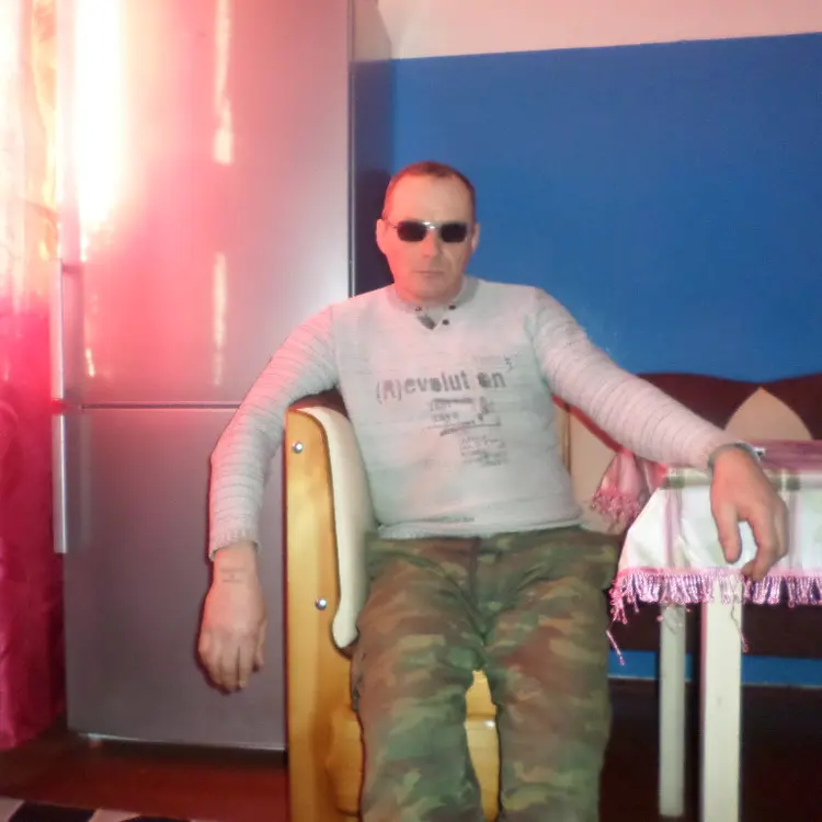 Я Николай, 54, из Костюковичей, ищу знакомство для регулярного секса