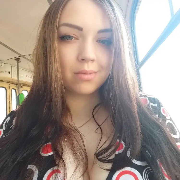 Екатерина из Харькова, ищу на сайте секс на одну ночь