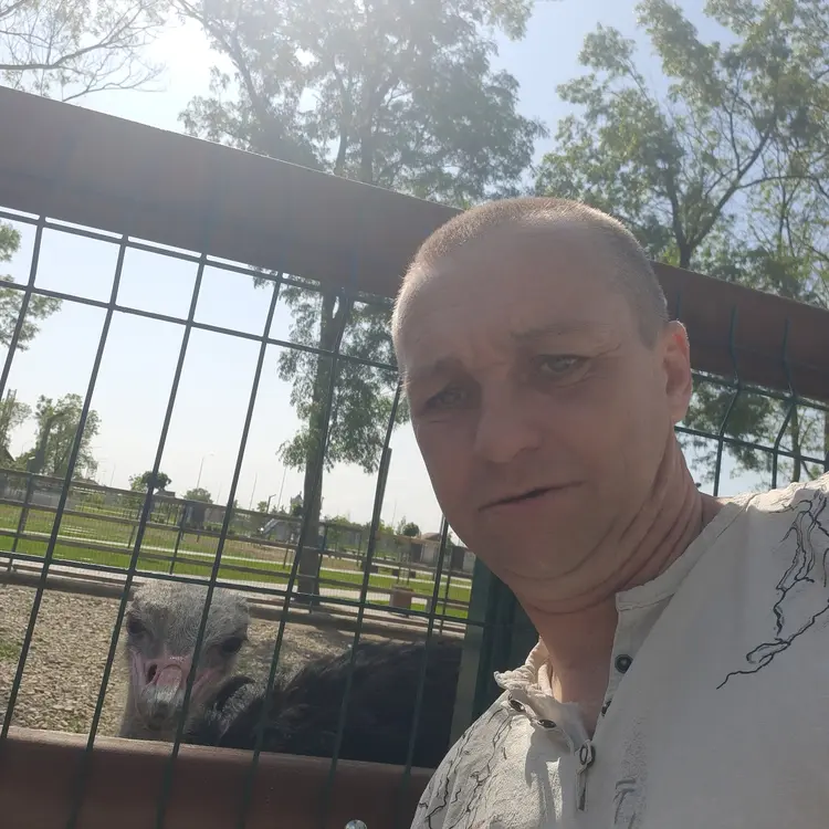 Сергей из Славянска-на-Кубани, мне 43, познакомлюсь для регулярного секса