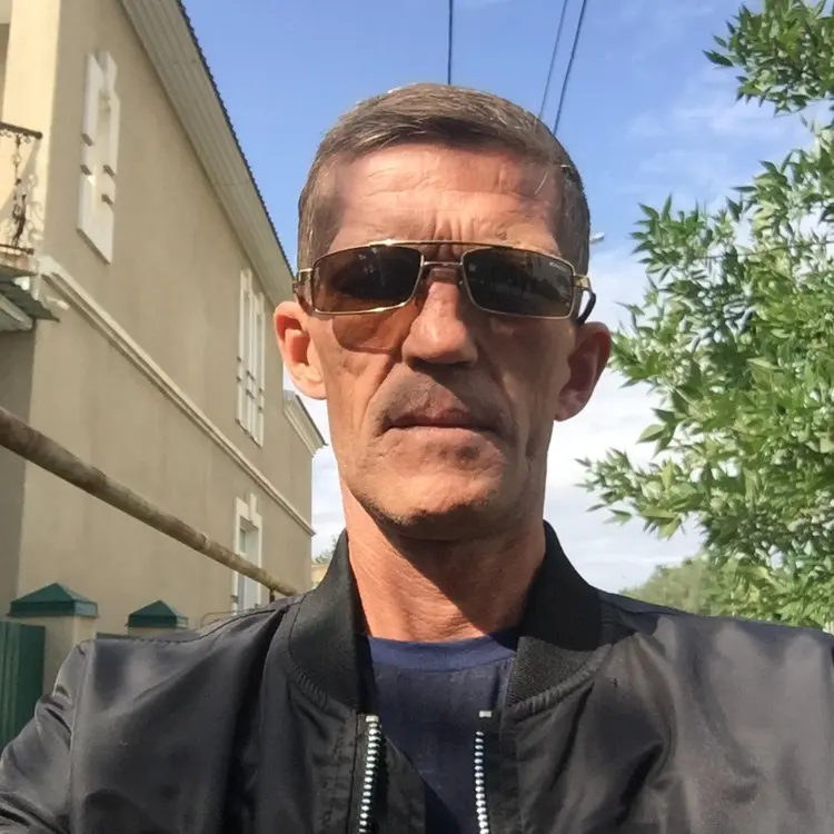 Я Юрий, 48, из Уральска, ищу знакомство для регулярного секса