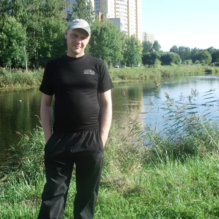 Я Сергей, 46, знакомлюсь для приятного времяпровождения в Саяногорске