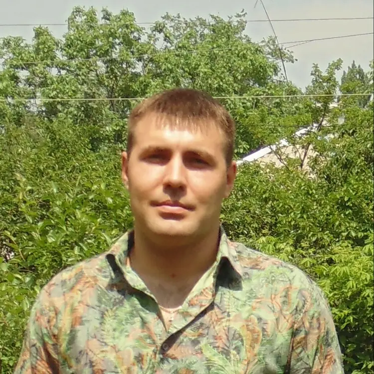 Я Алексей, 39, знакомлюсь для регулярного секса в Юрге