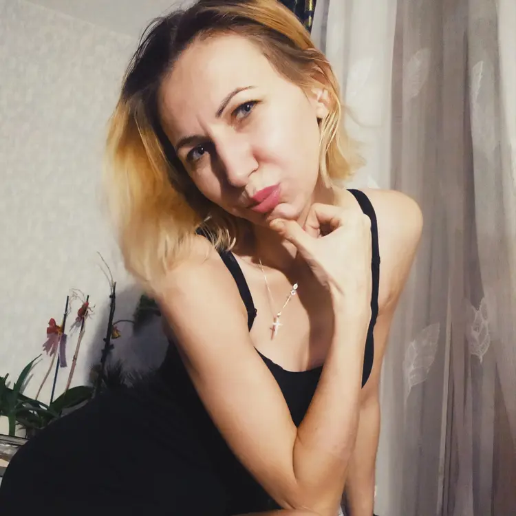 Я Ekaterina, 37, из Минска, ищу знакомство для секса на одну ночь