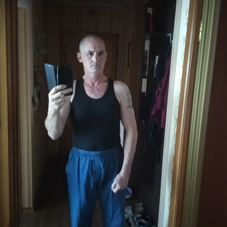 Я Василий, 53, из Вологды, ищу знакомство для регулярного секса