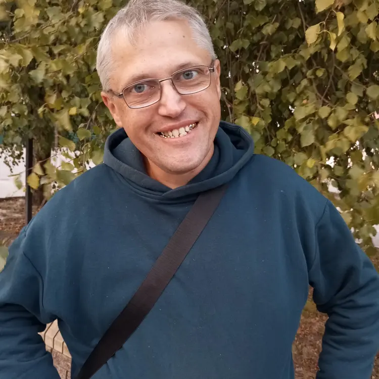 Я Руслан, 46, из Васильевки, ищу знакомство для регулярного секса