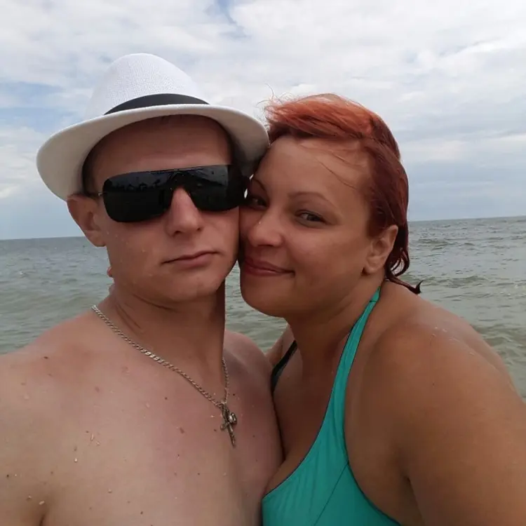 Мы Игорь, 31, из Харькова, ищу знакомство для секса на одну ночь