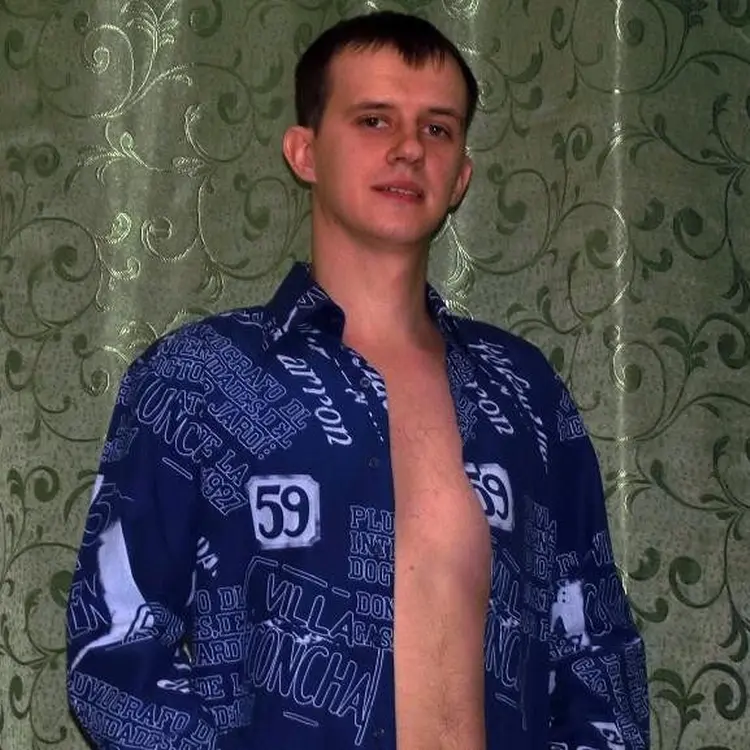 Владимир из Шимановска, ищу на сайте секс на одну ночь
