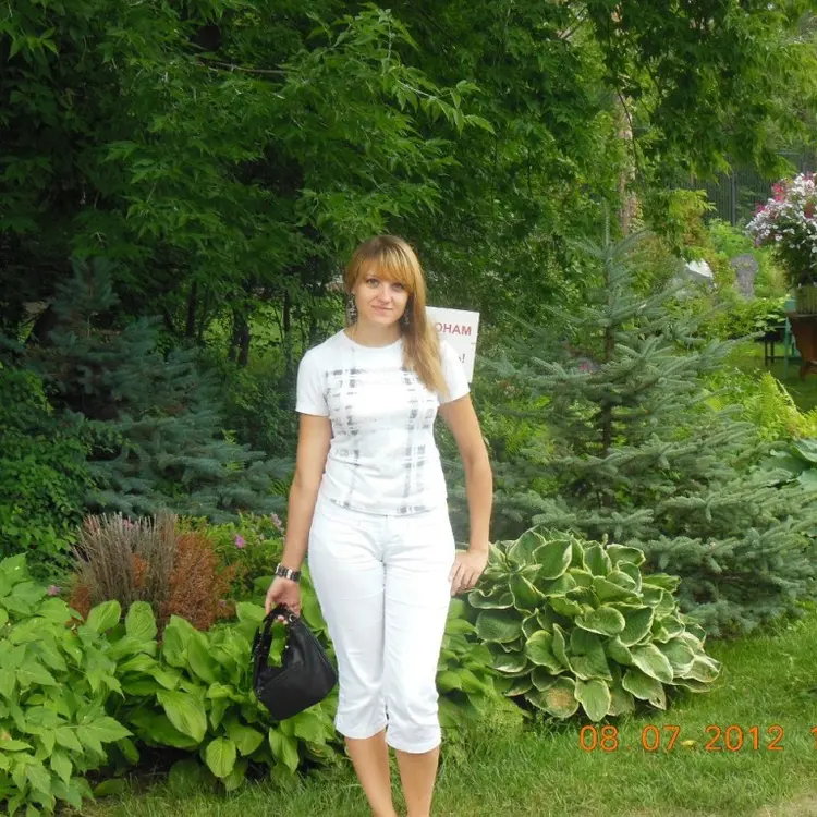 Я Евгения, 36, из Алексина, ищу знакомство для общения