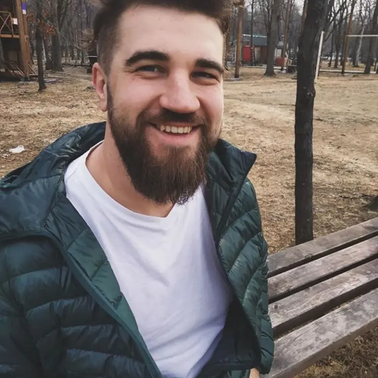 Мы Илья, 33, знакомлюсь для регулярного секса в Владивостоке