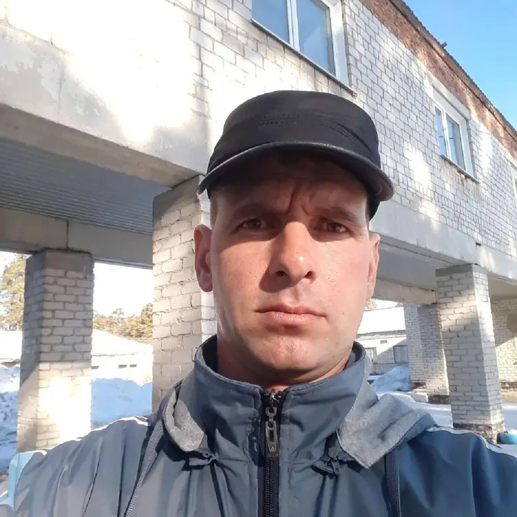 Я Евгений, 43, знакомлюсь для дружбы в Рубцовске