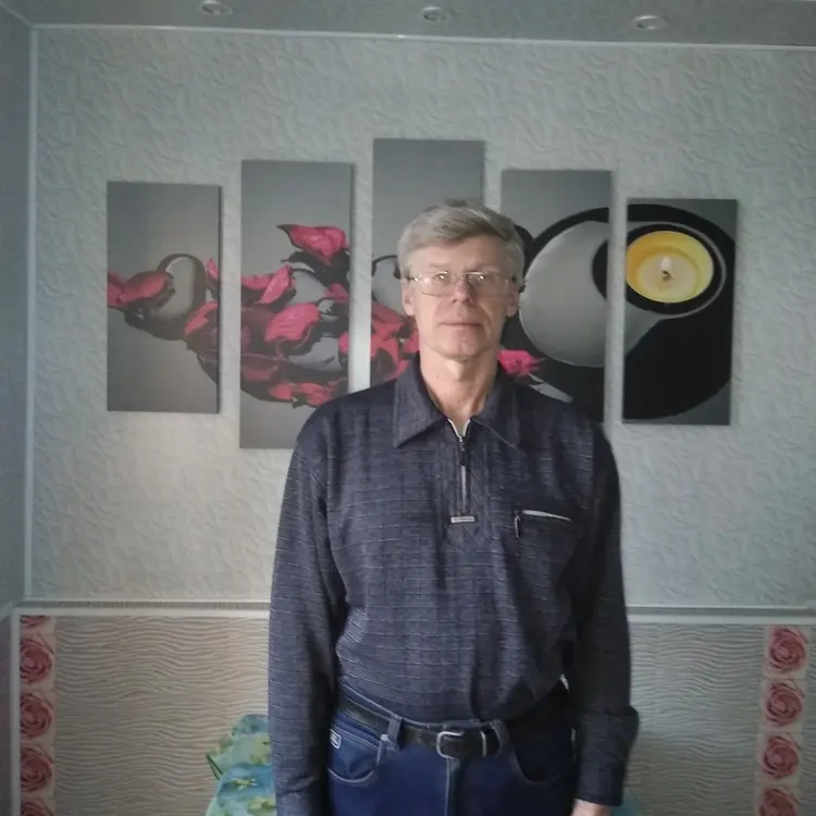 Сергей из Слободского, мне 55, познакомлюсь для регулярного секса
