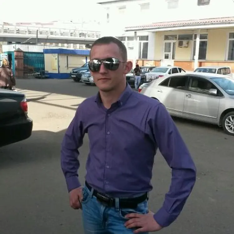 Я Кирил, 31, из Арсеньева, ищу знакомство для регулярного секса