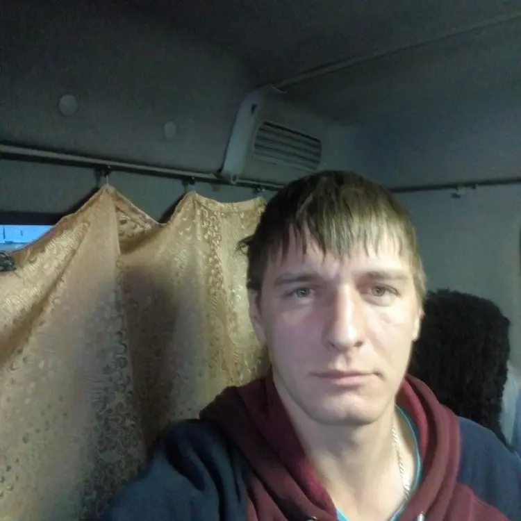Я Алексей, 36, знакомлюсь для регулярного секса в Мирном