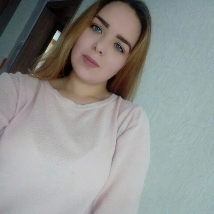 Катя из Екатеринбурга, ищу на сайте регулярный секс