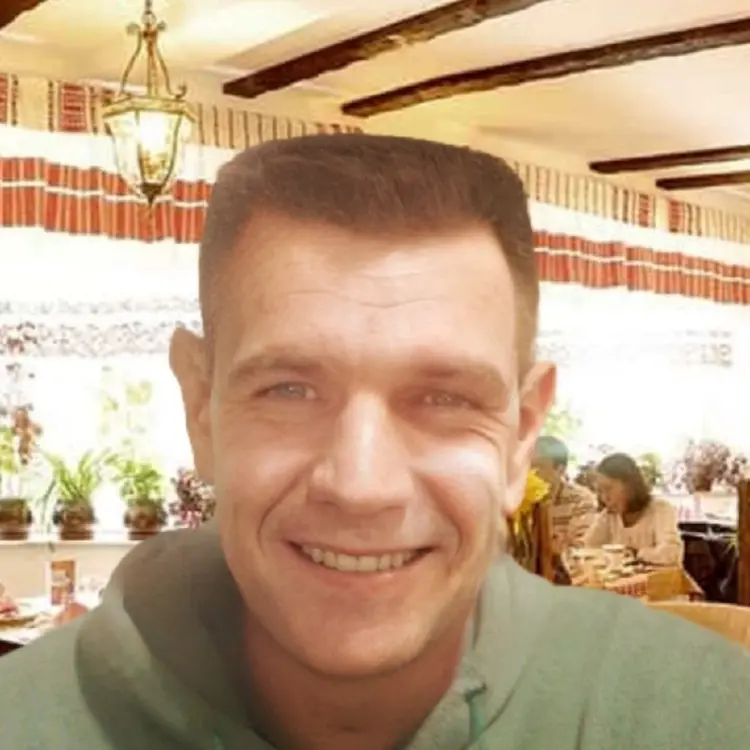 Я Алексей, 47, знакомлюсь для регулярного секса в Новомосковске
