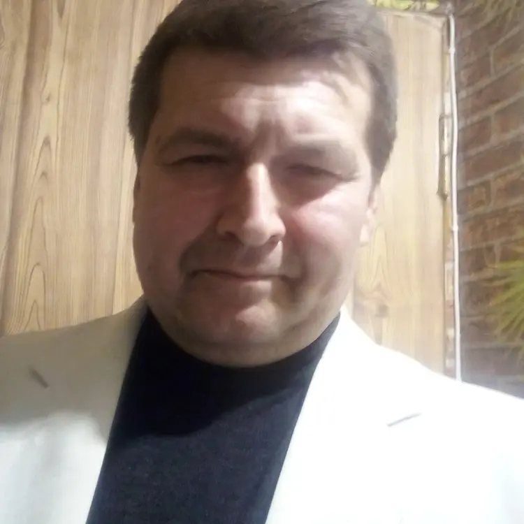 Андрей из Калуги, ищу на сайте секс на одну ночь