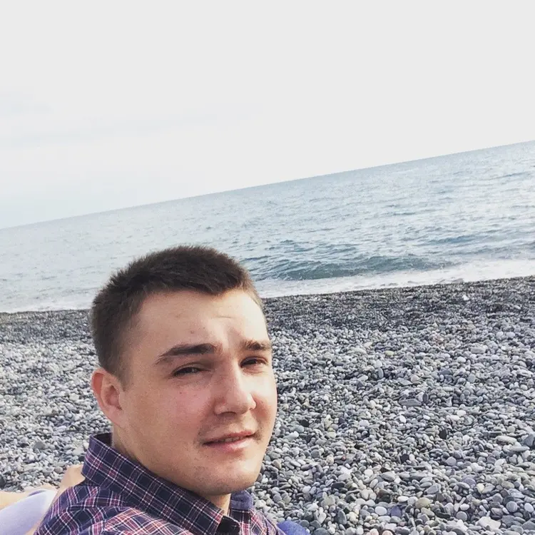 Я Игорь, 31, знакомлюсь для регулярного секса в Каменске