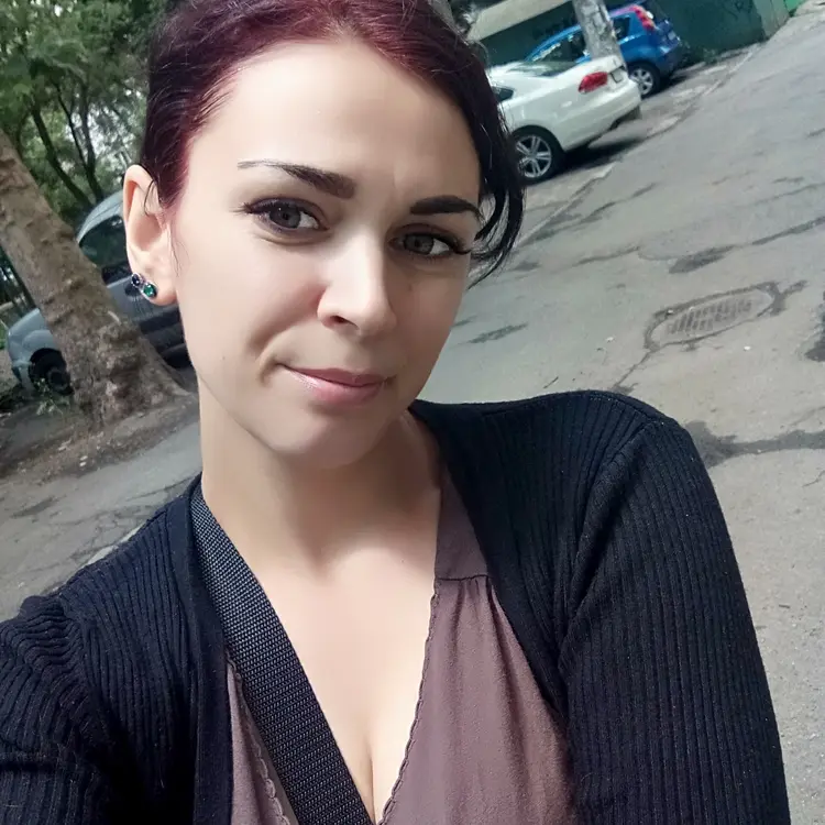 Я Лиза, 32, из Одессы, ищу знакомство для дружбы