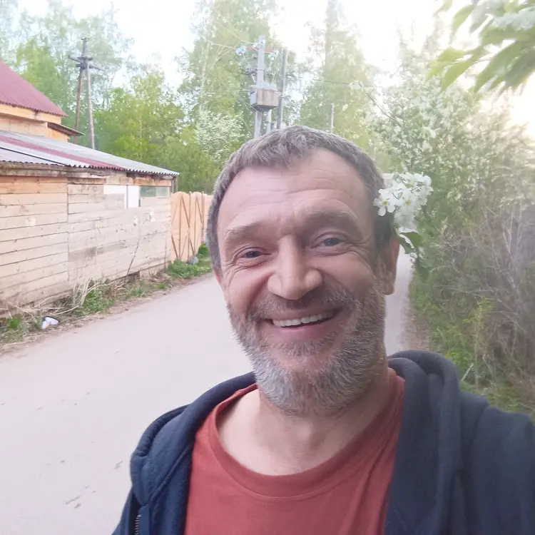 Александр из Новосибирска, ищу на сайте секс на одну ночь